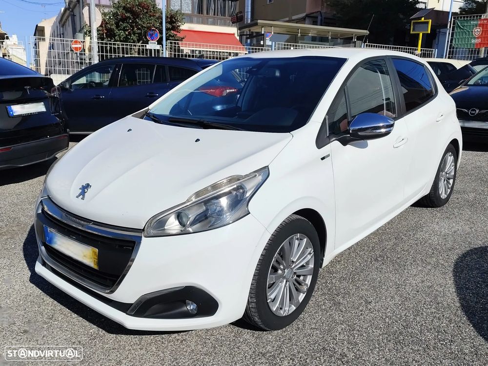 Peugeot 208 1.2 PureTech Style - 1
