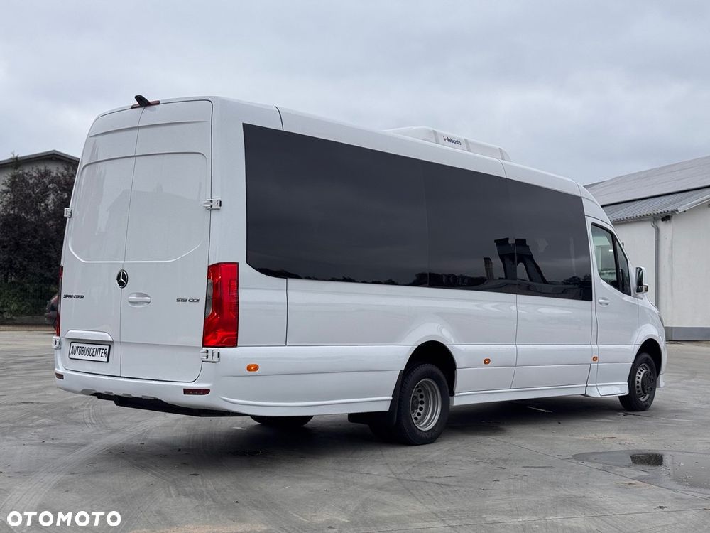 Mercedes-Benz Sprinter - 5