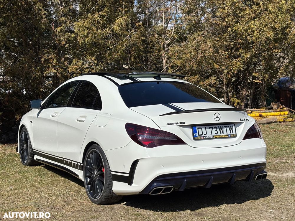 Mercedes-Benz CLA 45 AMG - 4