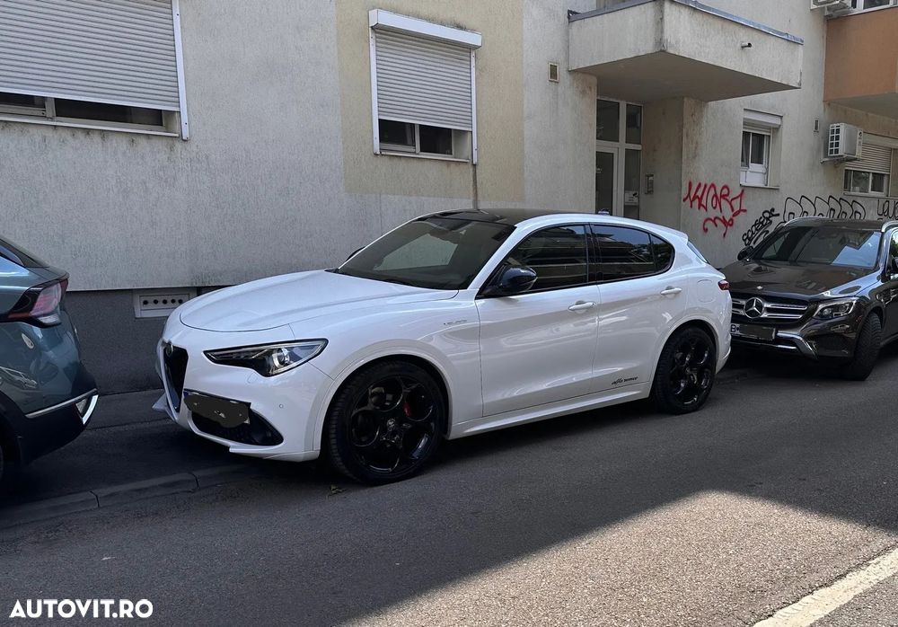 Alfa Romeo Stelvio 2.2 16V AT8 Q4 Veloce - 3