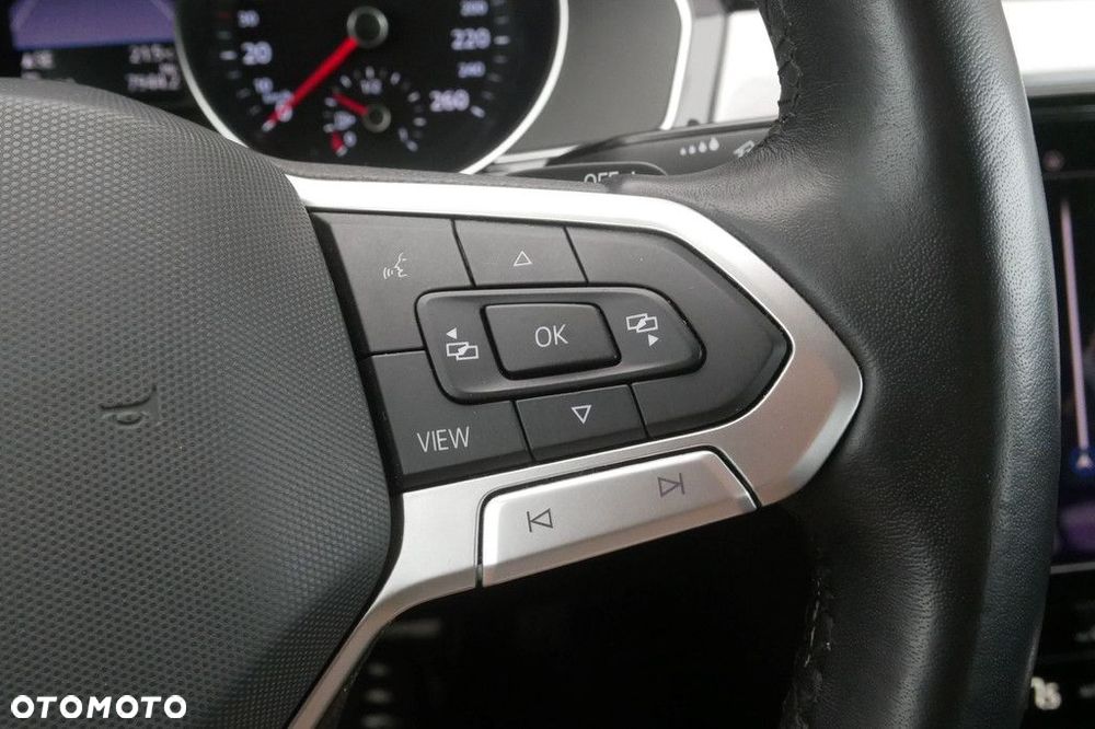 Volkswagen Passat Variant 2.0 TSI Business DSG - 24