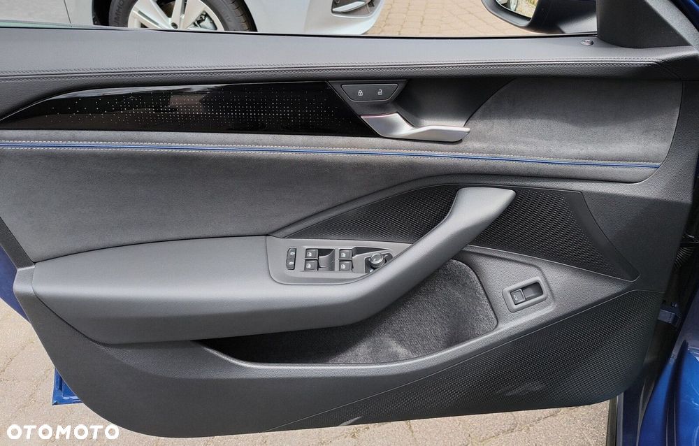 Volkswagen Passat - 24