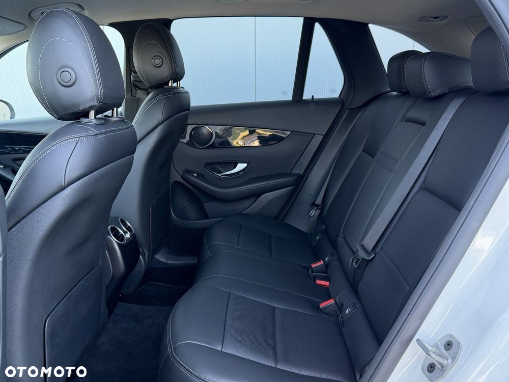 Mercedes-Benz GLC 200 d Business Edition - 19
