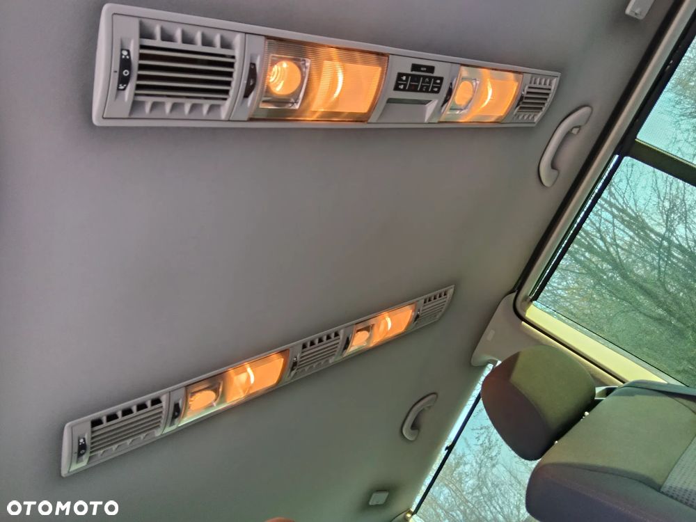 Volkswagen Transporter Multivan Business - 17