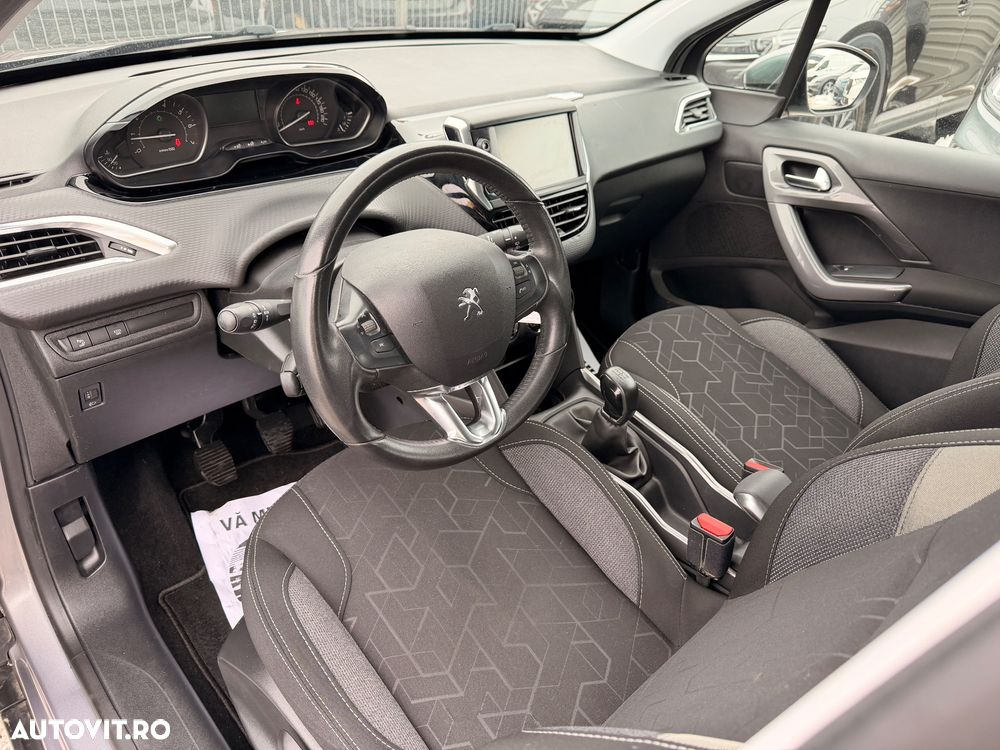Peugeot 2008 PureTech 82 Active - 9