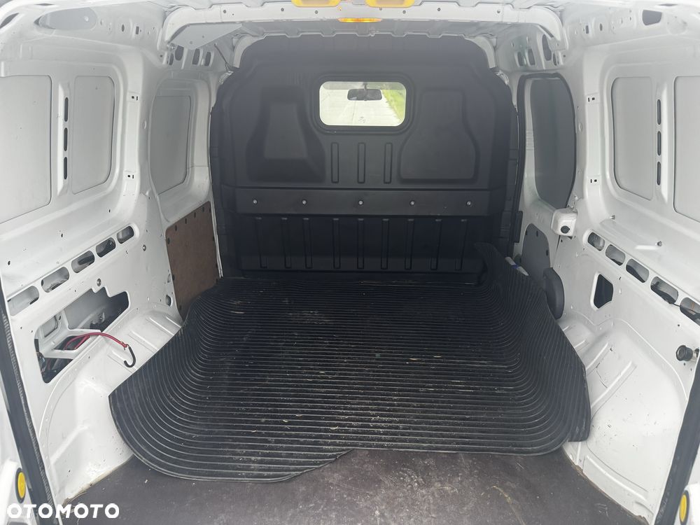 Ford Transit Connect - 8