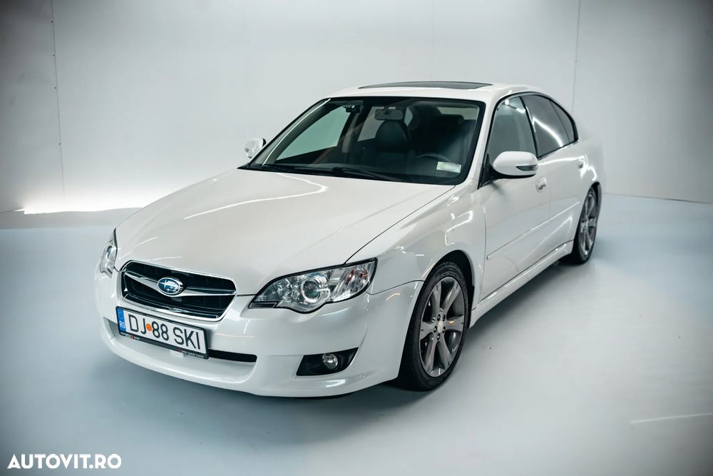 Subaru Legacy - 1
