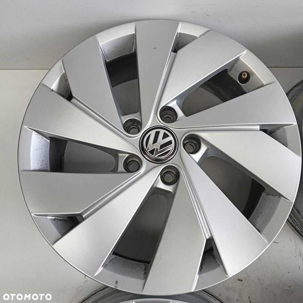 Alufelgi 5x112 17 Vw Golf VIII 8 R-line Touran Caddy (H239) - 2