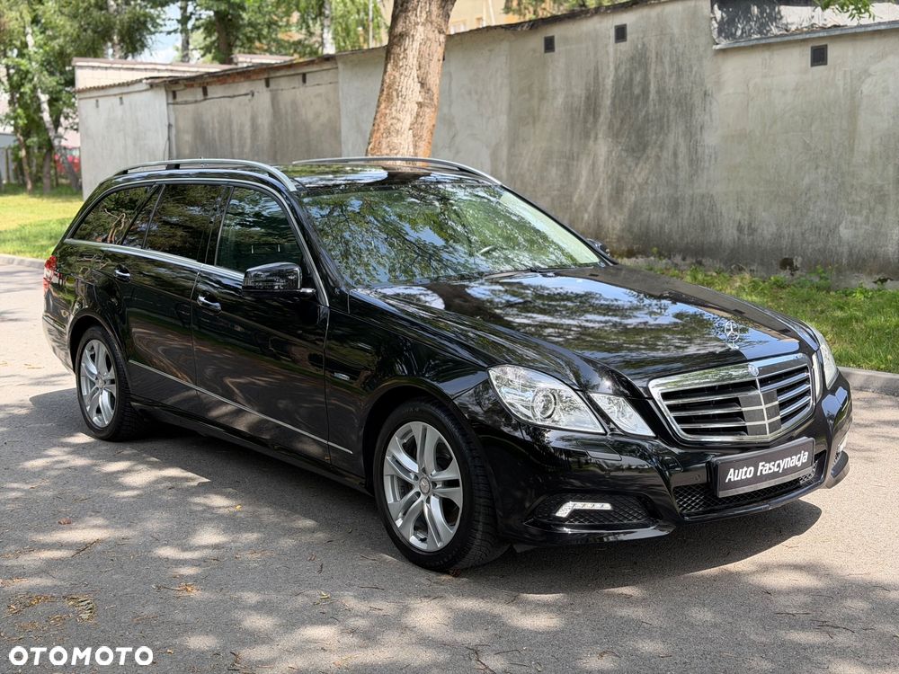 Mercedes-Benz Klasa E 350 CDI DPF 4Matic BlueEFFICIENCY 7G-TRONIC Avantgarde - 3