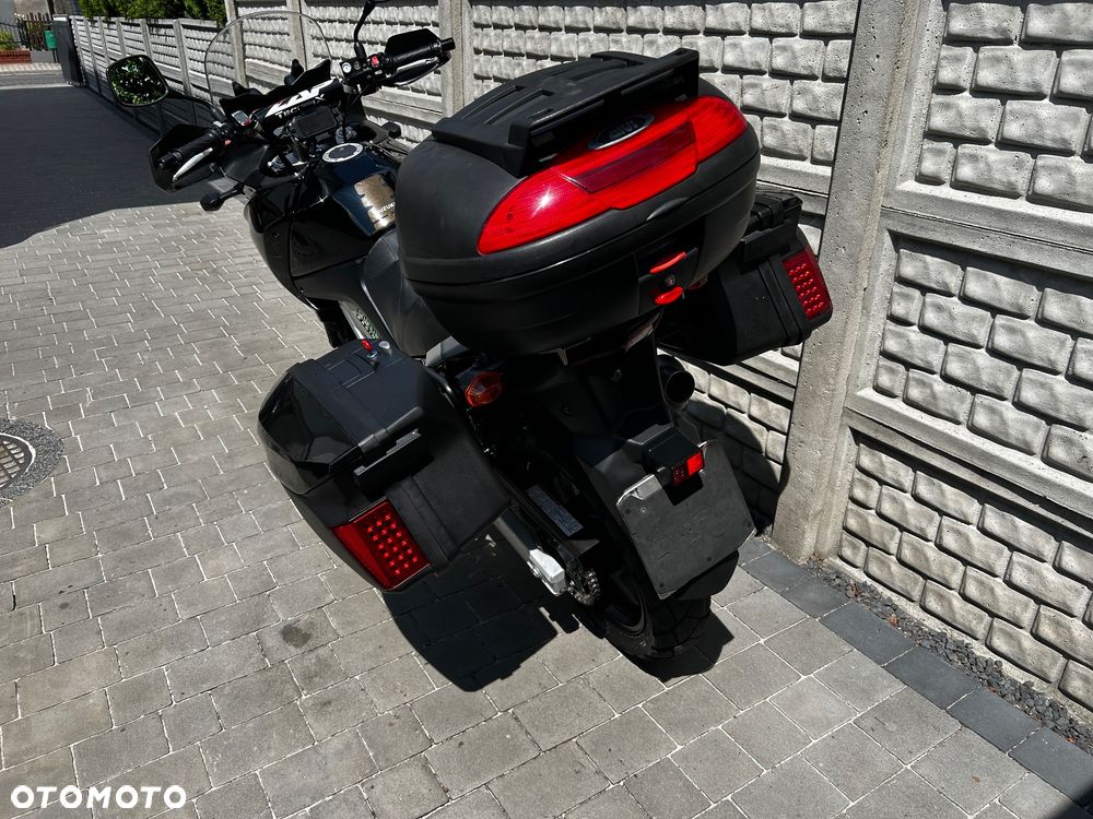 Suzuki V-STROM - 24