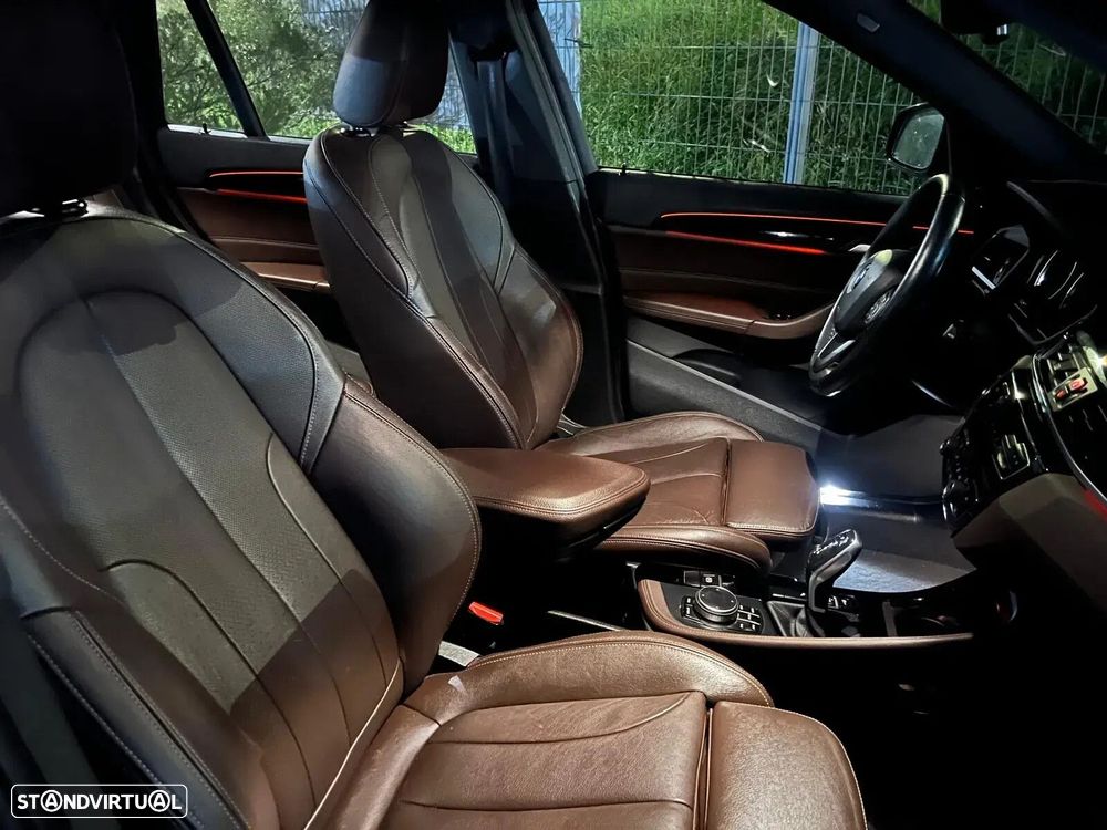 BMW X1 16 d sDrive Auto Line Sport - 27