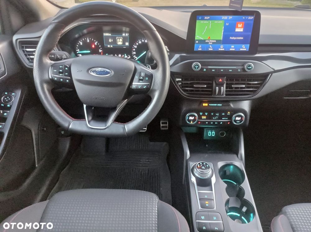 Ford Focus 2.0 EcoBlue ST-Line - 11