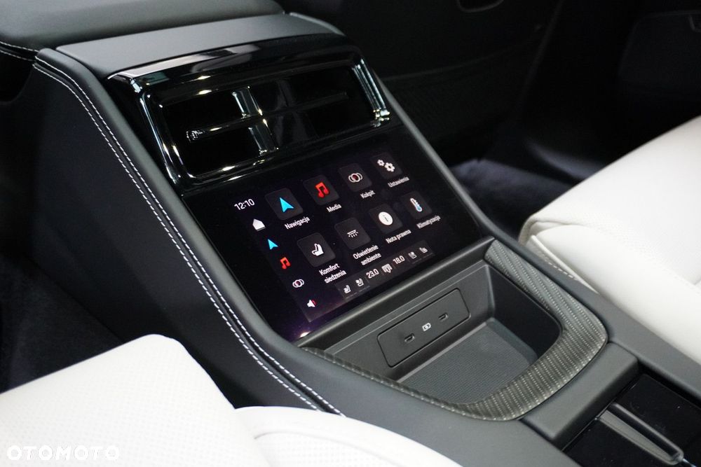 Porsche Panamera - 17