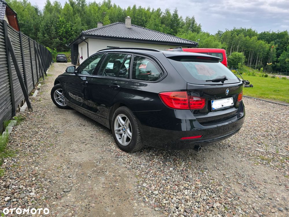BMW Seria 3 318d DPF Edition Sport - 3