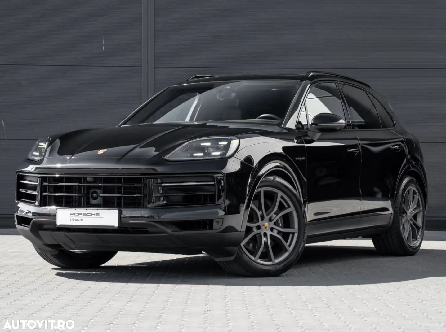 Porsche Cayenne - 1