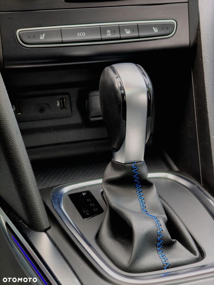 Renault Megane BLUE dCi 150 EDC GT LINE - 20