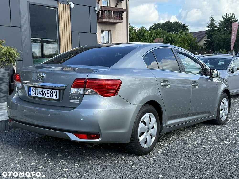 Toyota Avensis 1.8 Prestige - 10