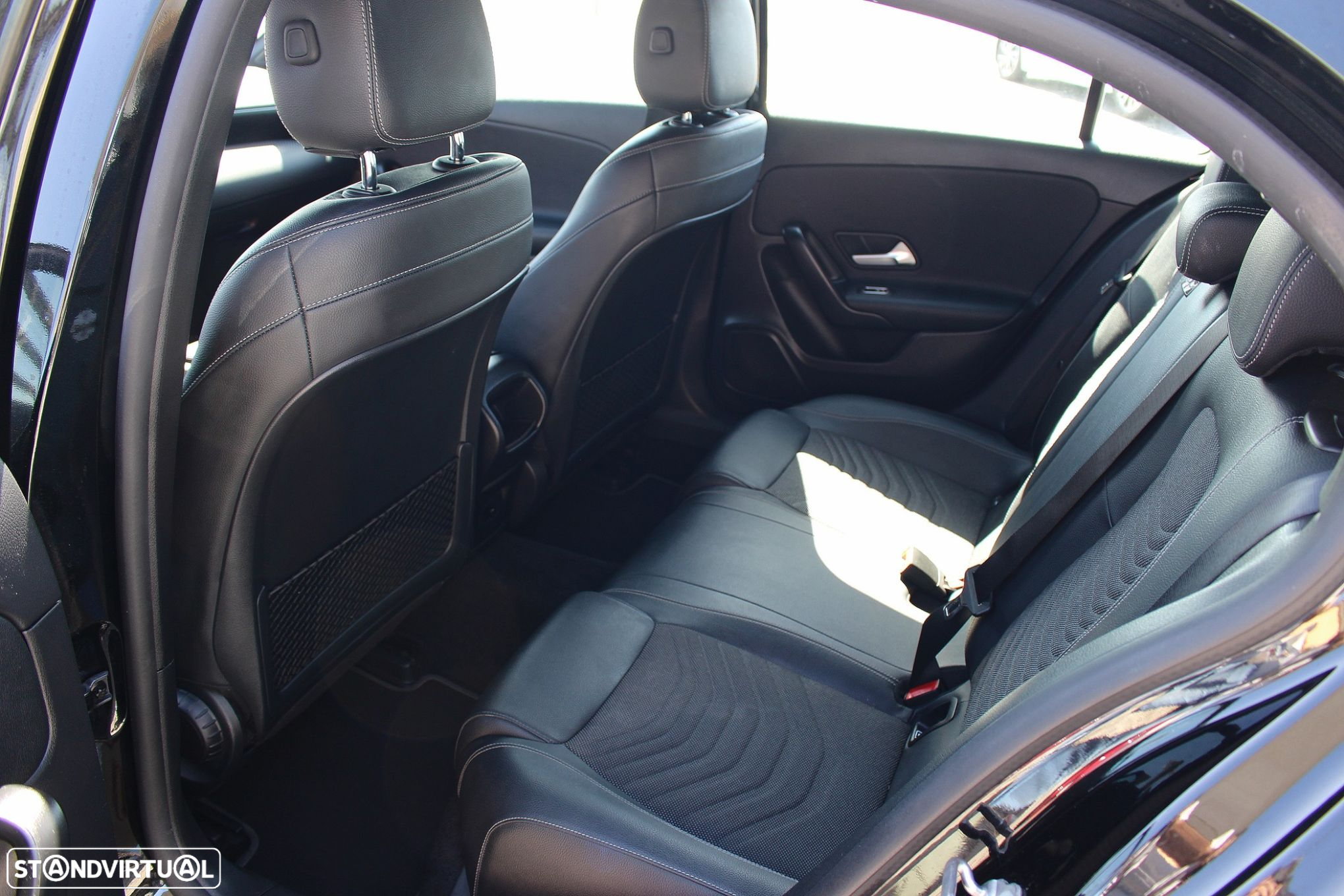 Mercedes-Benz A 250 e Style Plus - 33