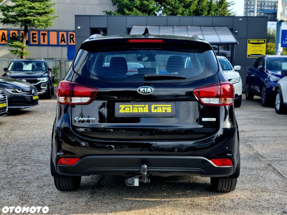 Kia Carens 1.7 CRDi L 7os - 6