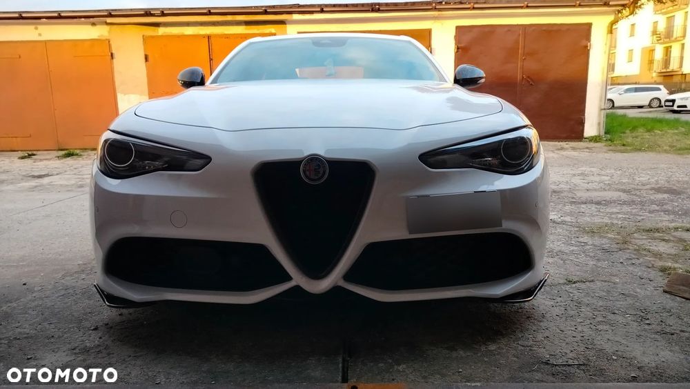 Alfa Romeo Giulia 2.0 Turbo Veloce - 9
