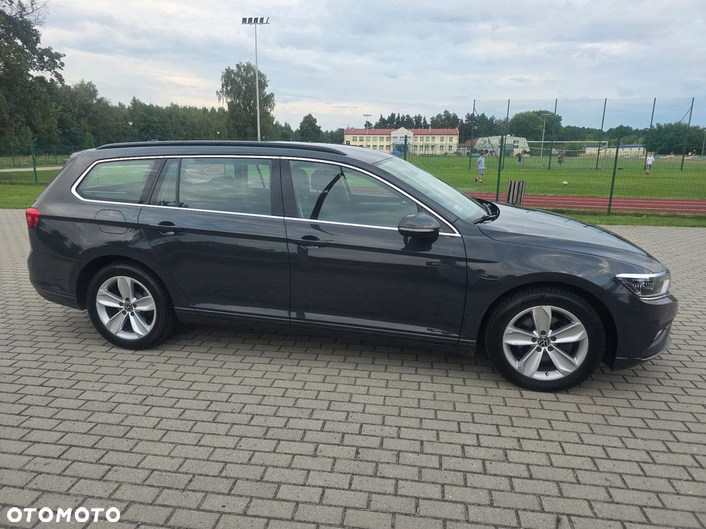 Volkswagen Passat 2.0 TDI EVO Elegance - 3