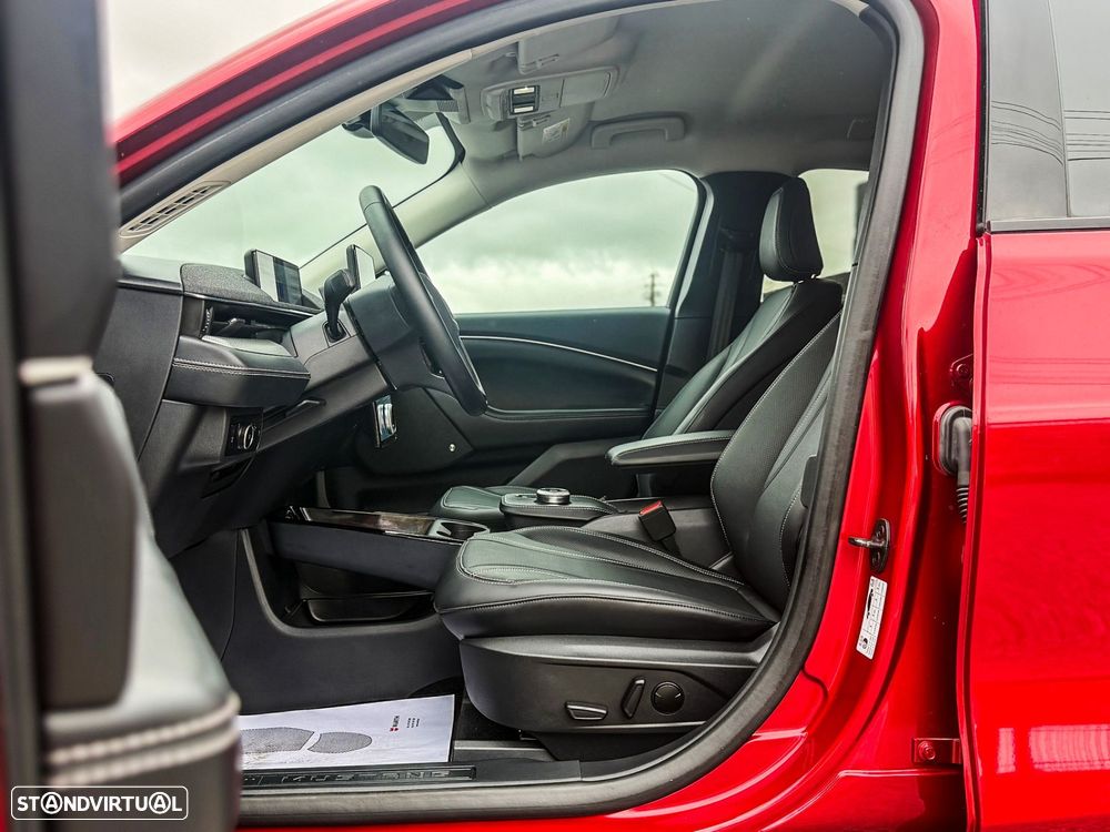 Ford Mustang Mach-E 75.7 kWh Base - 8