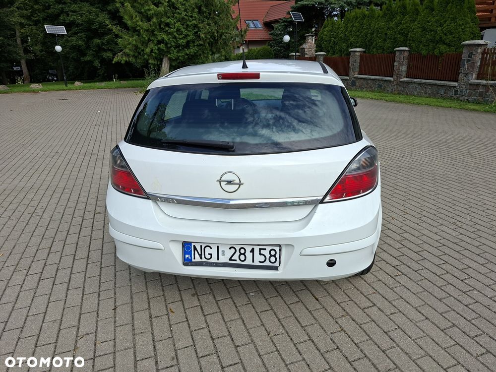 Opel Astra - 4