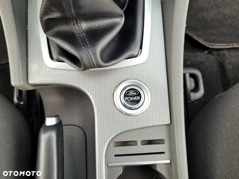 Ford Focus - 23
