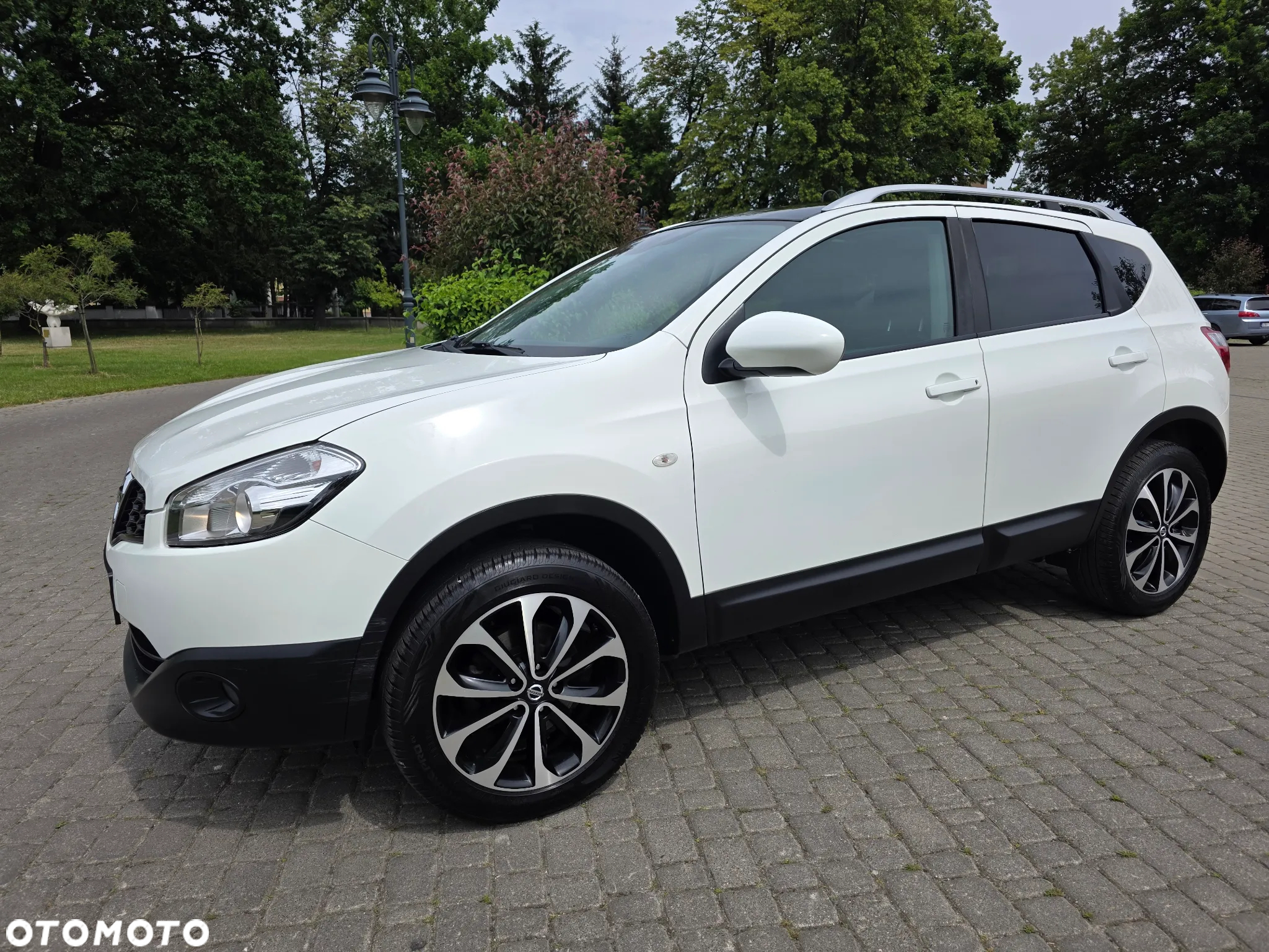 Nissan Qashqai 2.0 4 x 4 tekna - 5