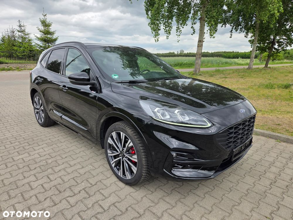 Ford Kuga - 1