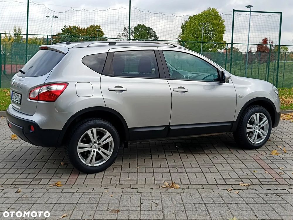 Nissan Qashqai 2.0 4 x 4 CVT tekna - 9