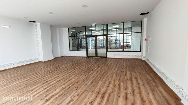 Arrendamento Loja/Escritório - Edifício Bellevue - Figueira da Foz - Grande imagem: 4/9