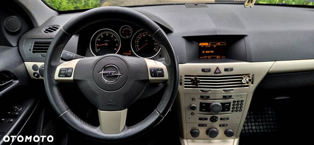 Opel Astra - 14