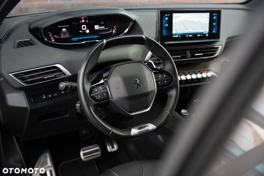 Peugeot 5008 1.6 PureTech GT Pack S&S EAT8 - 20