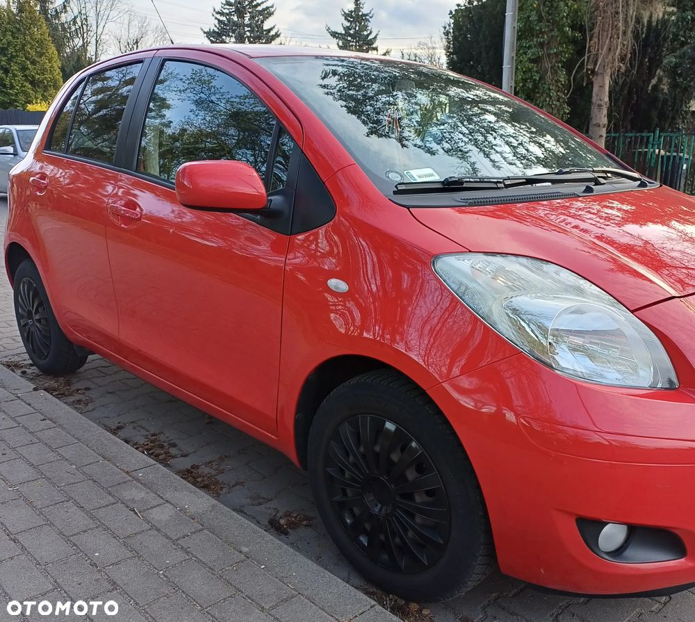 Daihatsu Charade - 3