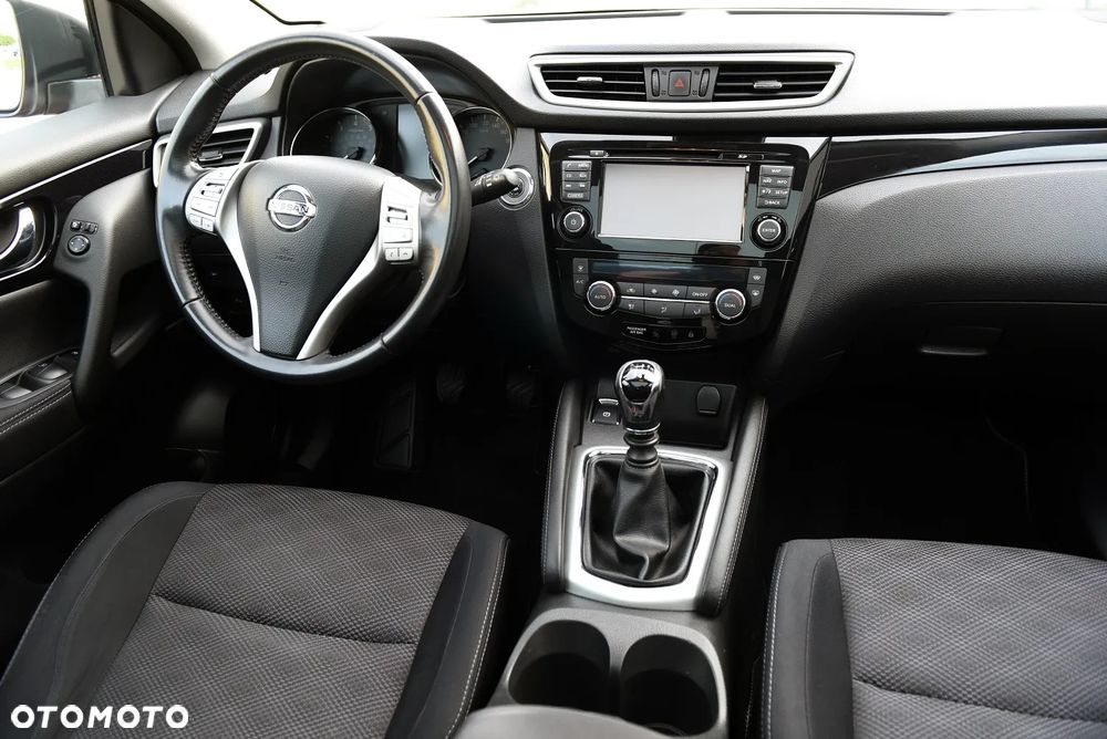 Nissan Qashqai 1.2 DIG-T 360 - 18