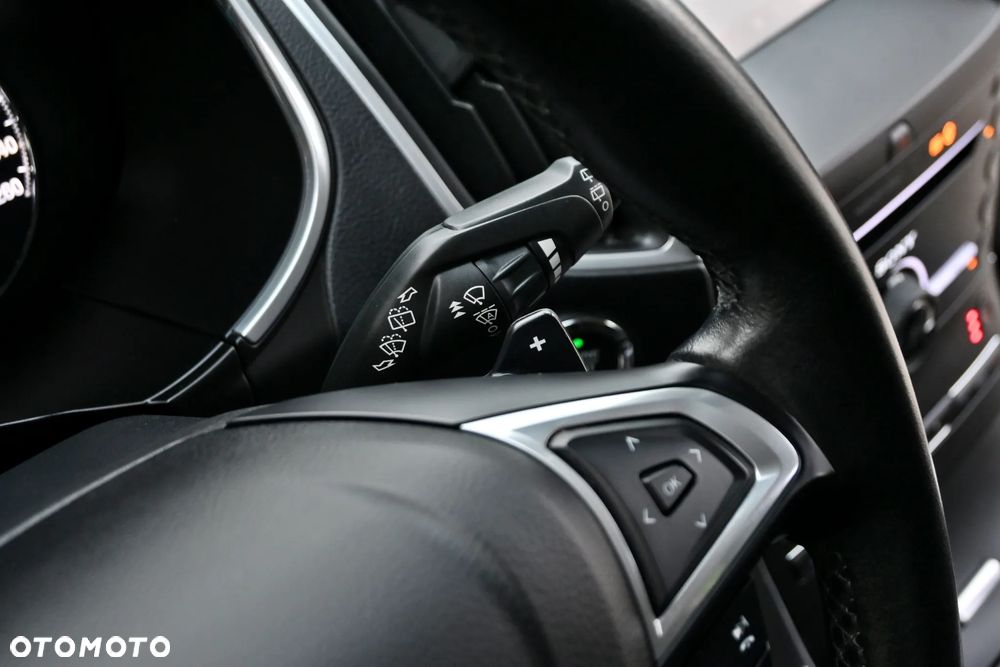 Ford S-Max 2.0 TDCi Titanium PowerShift - 39