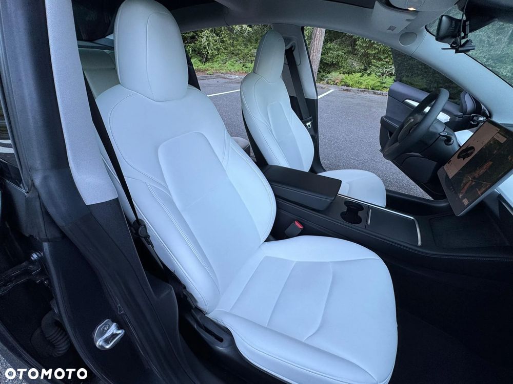 Tesla Model 3 Standard Reichweite Plus Hinterradantrieb - 23