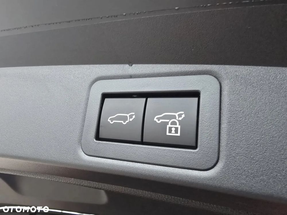 Toyota Corolla 2.0 Hybrid Style - 31