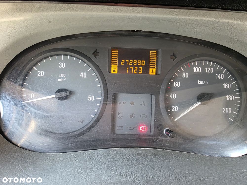 Opel Vivaro - 9