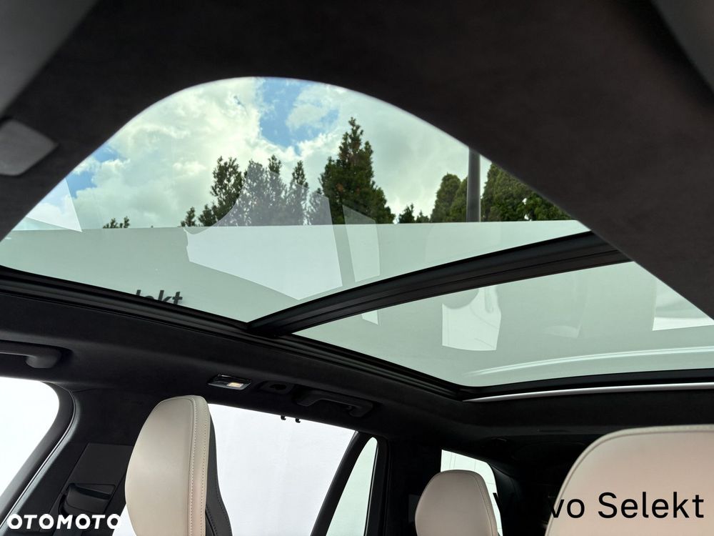 Volvo XC 90 - 23