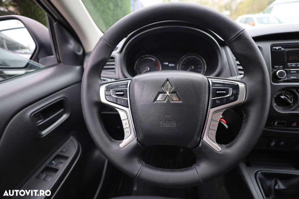 Mitsubishi L200 - 18