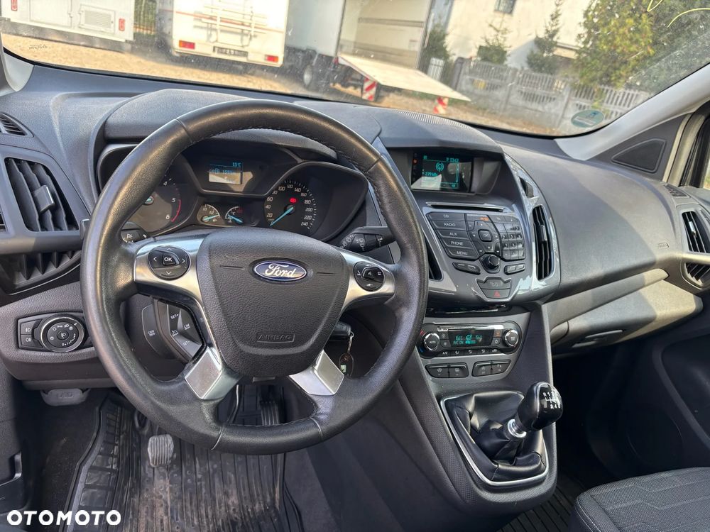 Ford Tourneo Connect - 18