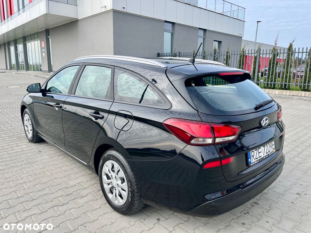 Hyundai i30 1.6 CRDi Automatik Trend - 13