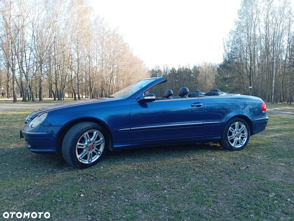 Mercedes-Benz CLK - 4