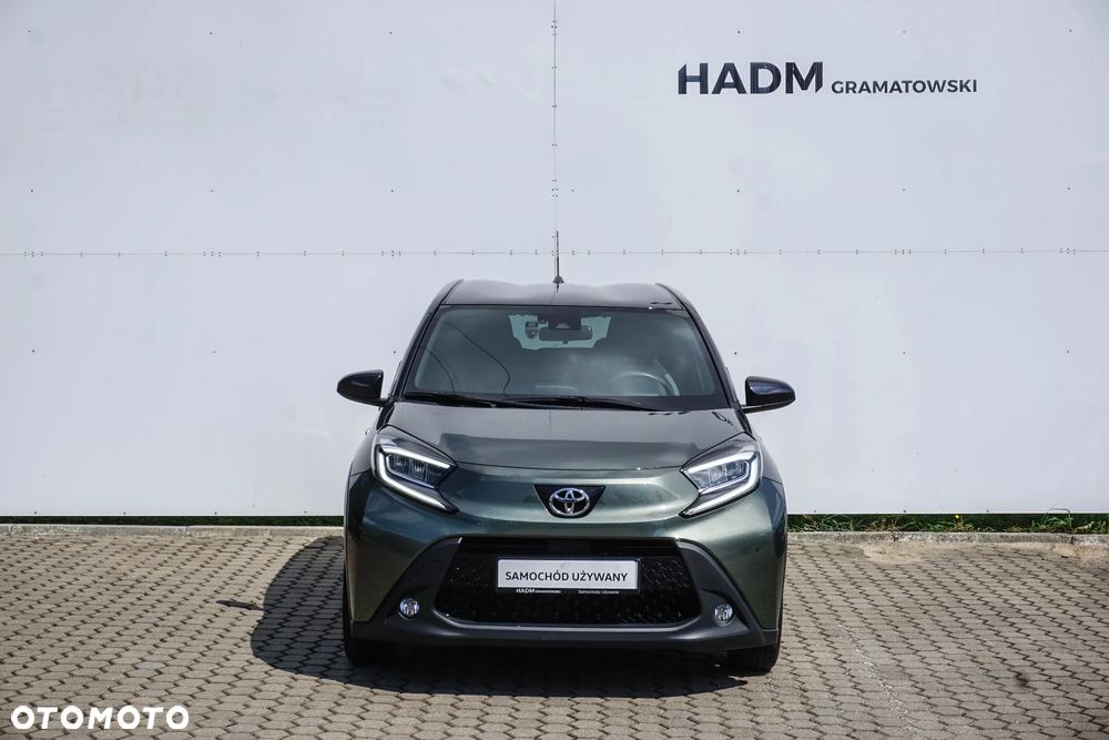 Toyota Aygo X 1.0 VVT-i Executive CVT - 2