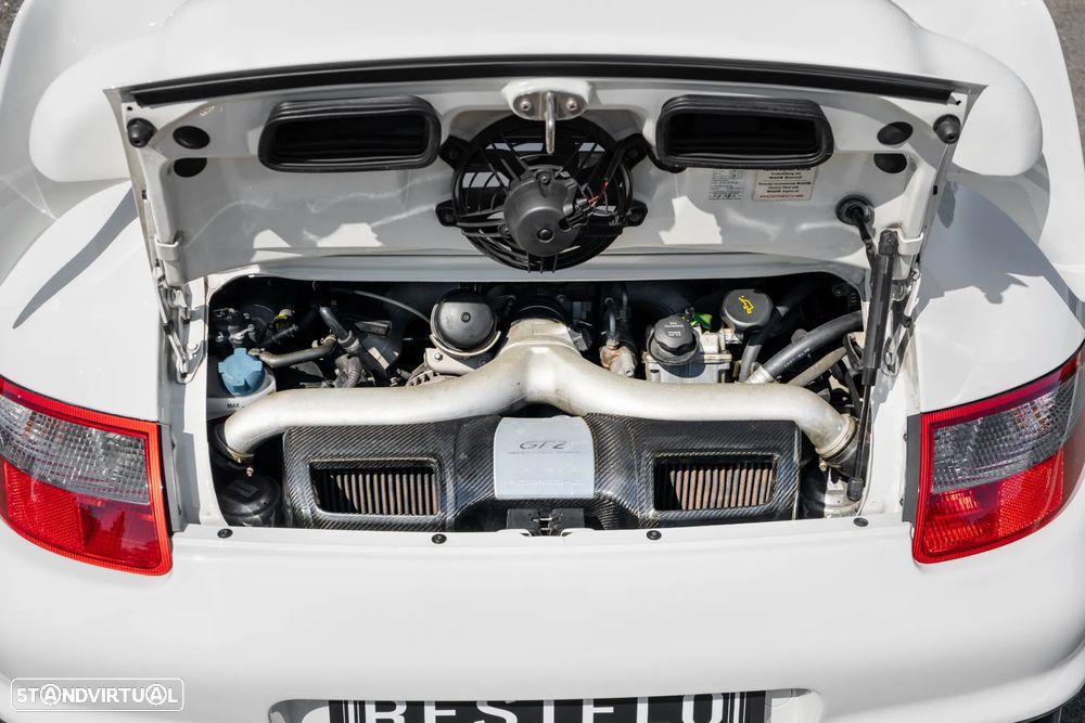 Porsche 911 (997) GT2 - 11