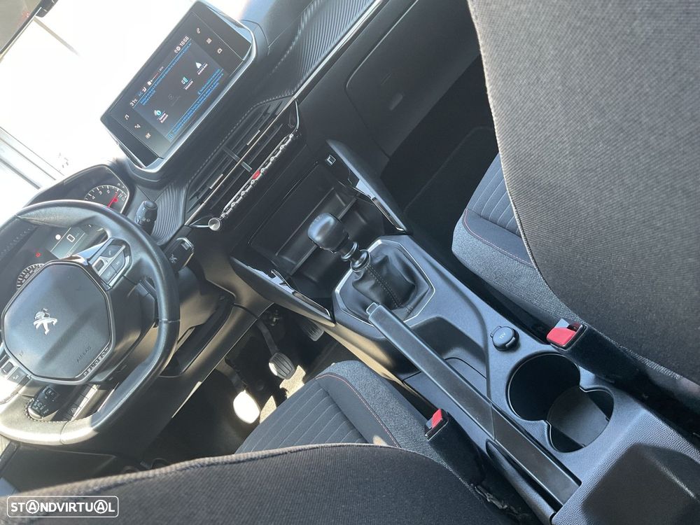 Peugeot 2008 1.5 BlueHDi Active - 26