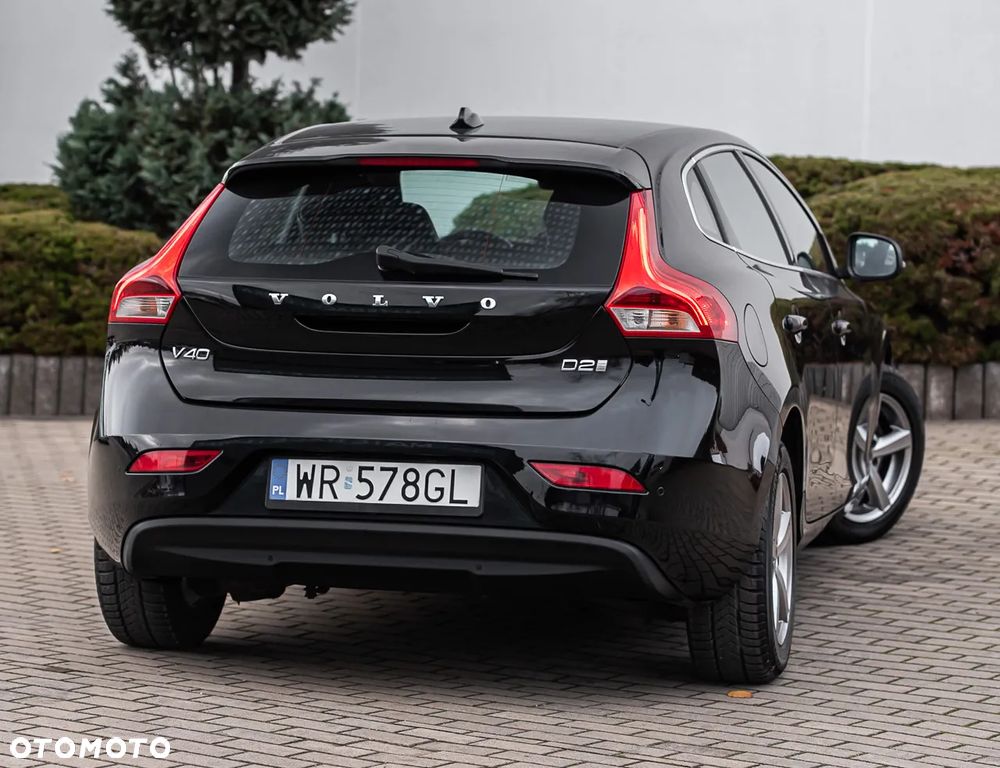 Volvo V40 D2 Inscription - 12