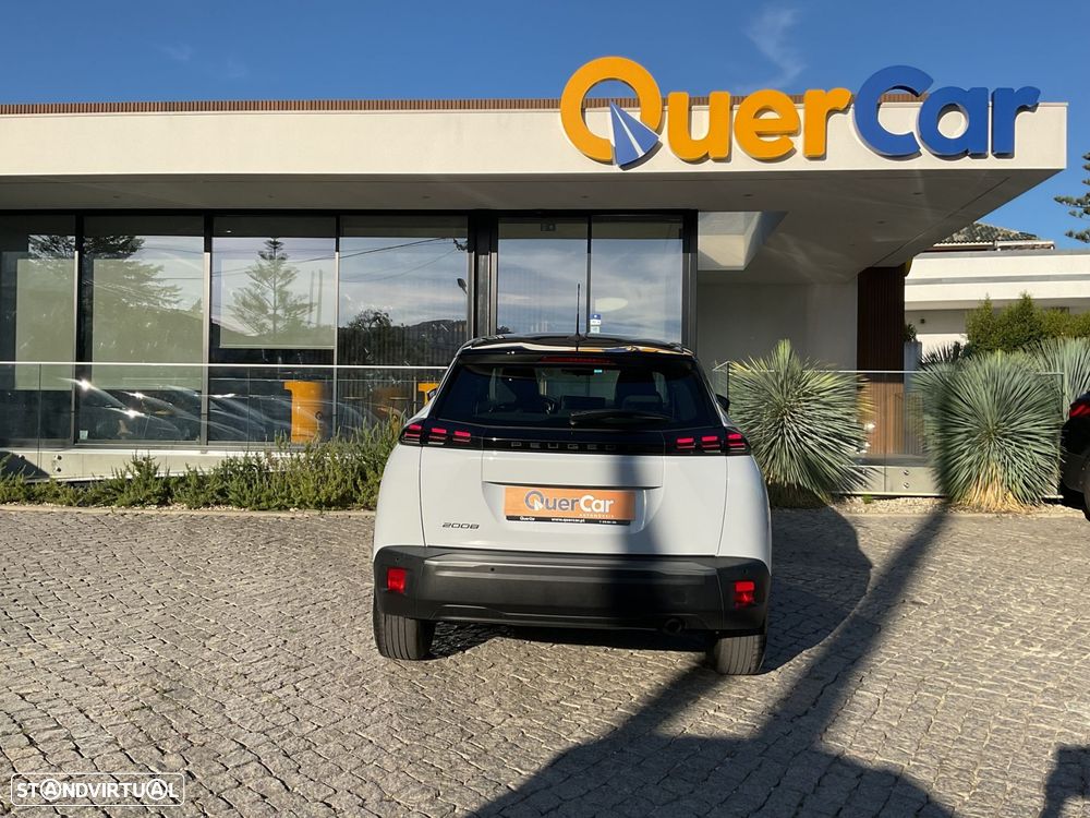 Peugeot 2008 1.2 PureTech Style - 12